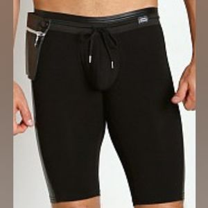 Modus Vivendi shorts size L